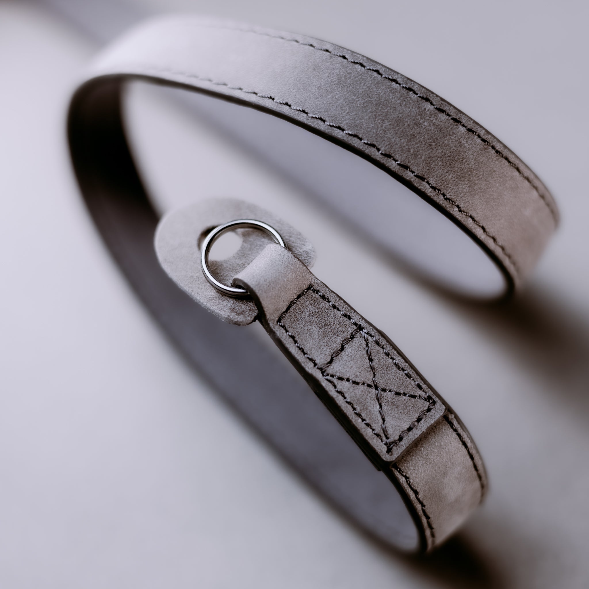 GRAY AstroStrap